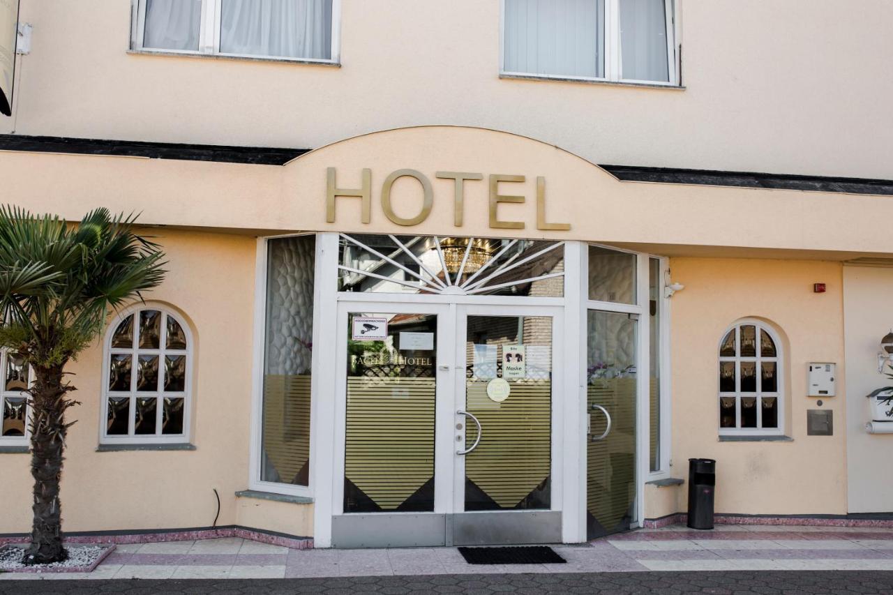 Bach Hotel Porta Westfalica Exterior photo